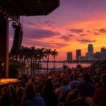 Guitarrista acústico ofrece un concierto al atardecer en Tampa