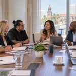 Reunión comunitaria sobre turismo en Tampa